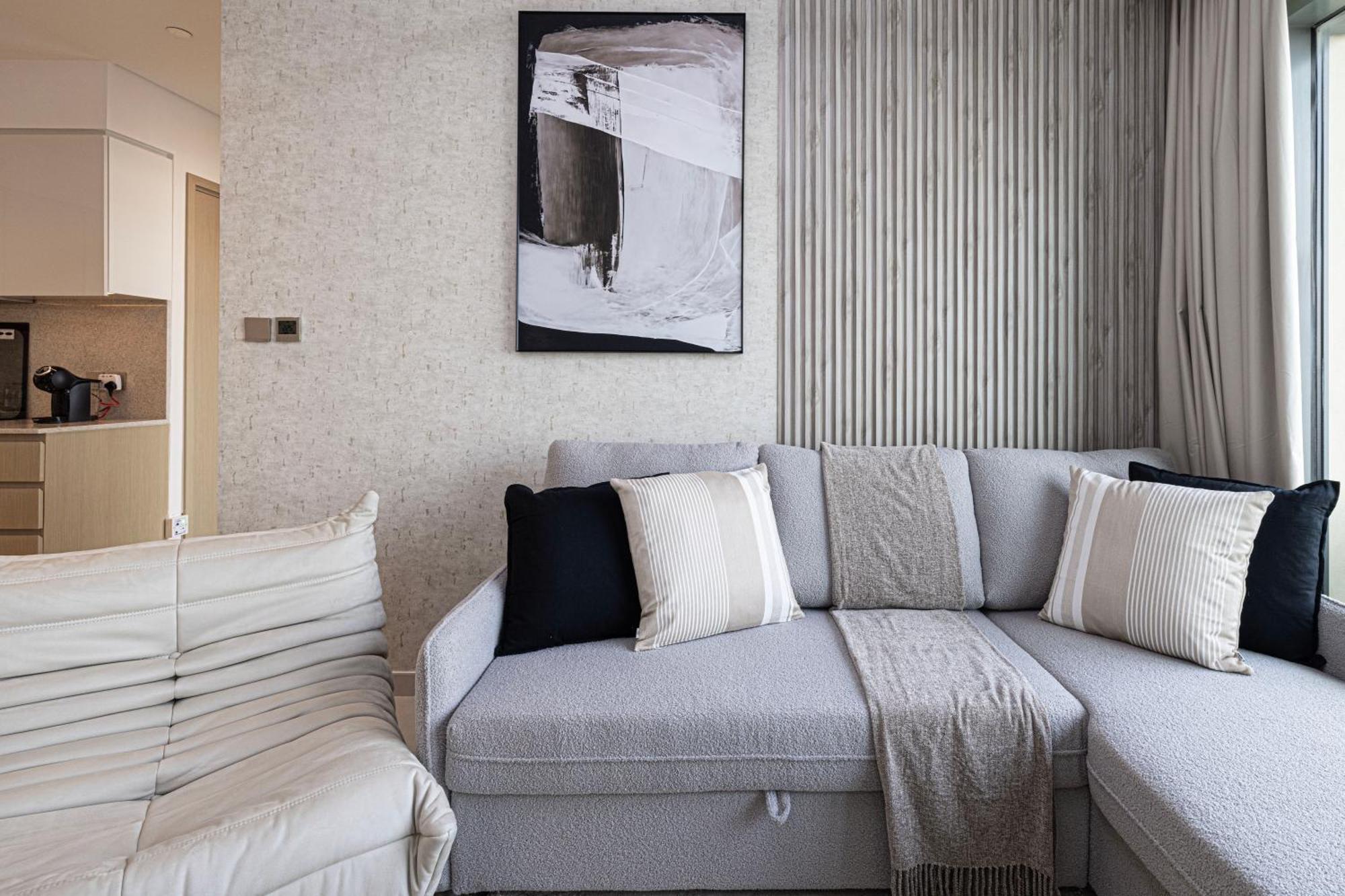 Smartstay At Burj Royale - Full Burj Khalifa View - Brand New Luxury Apartments Dubai Buitenkant foto